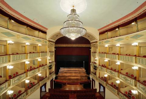 TEATRO U. GIORDANO FOGGIA